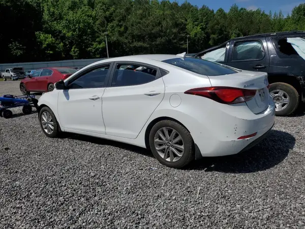 5NPDH4AE4GH721883 2016 HYUNDAI ELANTRA - Image 2