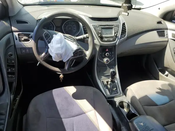 5NPDH4AE4GH721883 2016 HYUNDAI ELANTRA - Image 8