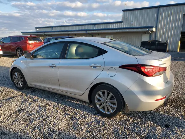 5NPDH4AE4GH722774 2016 HYUNDAI ELANTRA - Image 2