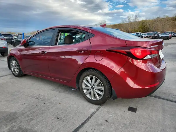 5NPDH4AE4GH723066 2016 HYUNDAI ELANTRA - Image 2
