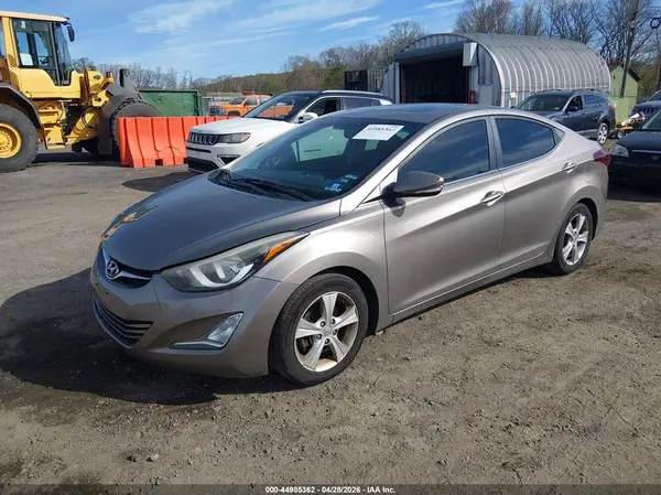 5NPDH4AE4GH723228 2016 HYUNDAI ELANTRA - Image 2