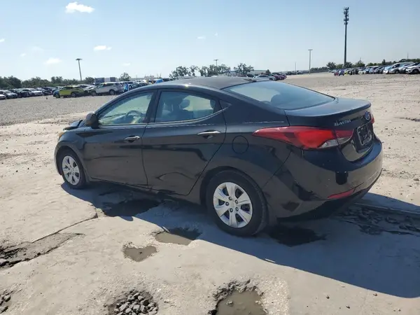 5NPDH4AE4GH726985 2016 HYUNDAI ELANTRA - Image 2