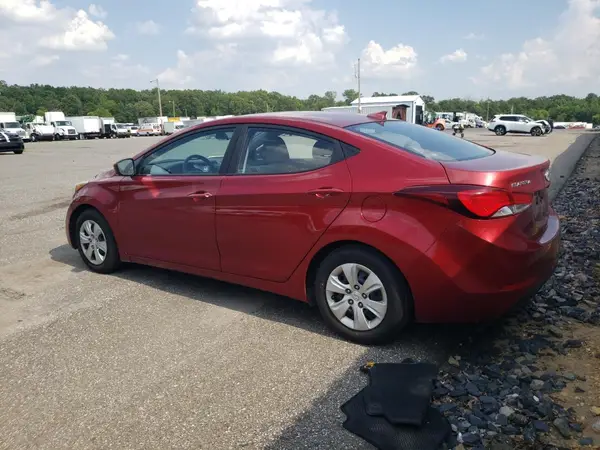 5NPDH4AE4GH728056 2016 HYUNDAI ELANTRA - Image 2