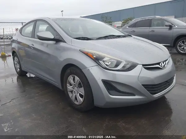 5NPDH4AE4GH728669 2016 HYUNDAI ELANTRA - Image 1