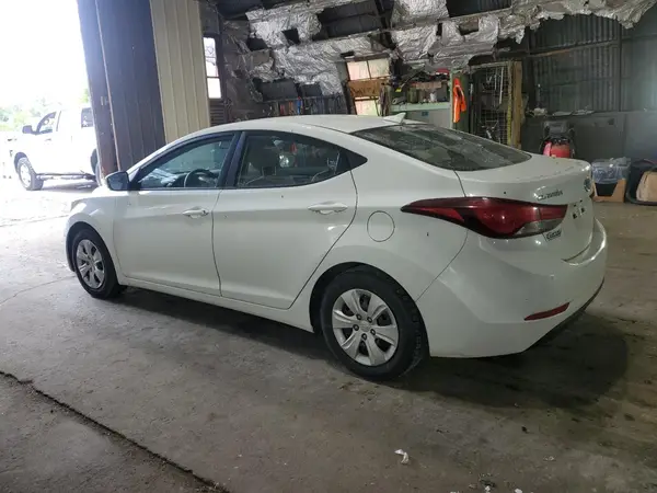 5NPDH4AE4GH728722 2016 HYUNDAI ELANTRA - Image 2