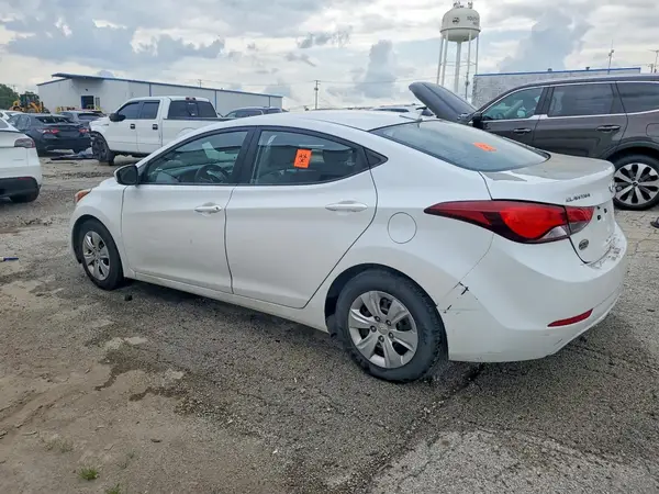 5NPDH4AE4GH730888 2016 HYUNDAI ELANTRA - Image 2