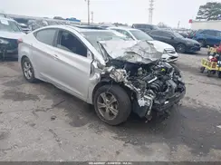 5NPDH4AE4GH731555 2016 HYUNDAI ELANTRA