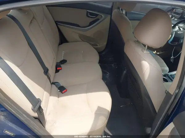 5NPDH4AE4GH732754 2016 HYUNDAI ELANTRA - Image 8