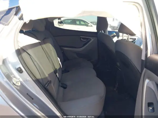5NPDH4AE4GH734147 2016 HYUNDAI ELANTRA - Image 8