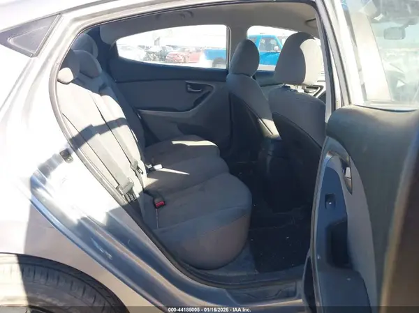 5NPDH4AE4GH734892 2016 HYUNDAI ELANTRA - Image 8