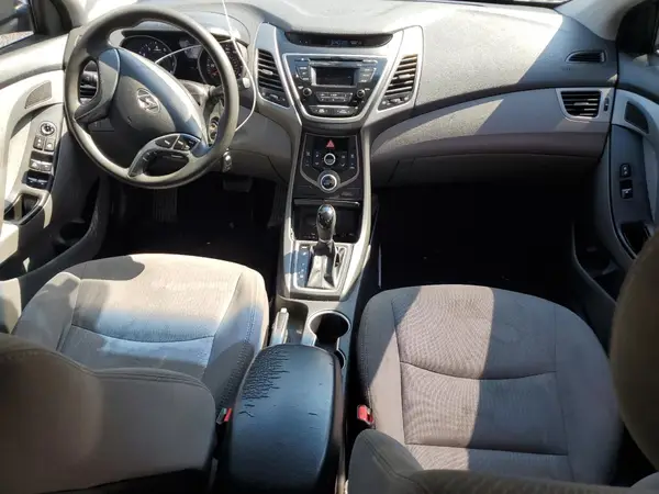 5NPDH4AE4GH735458 2016 HYUNDAI ELANTRA - Image 8