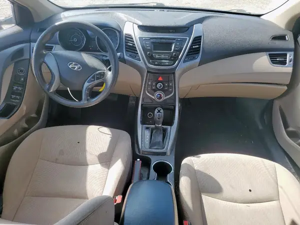 5NPDH4AE4GH736903 2016 HYUNDAI ELANTRA - Image 8