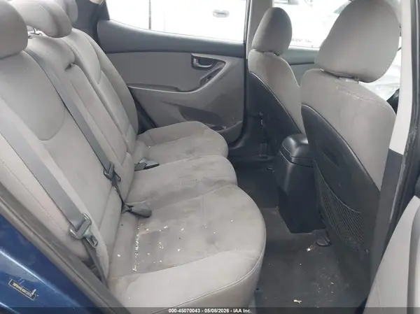 5NPDH4AE4GH737176 2016 HYUNDAI ELANTRA - Image 8