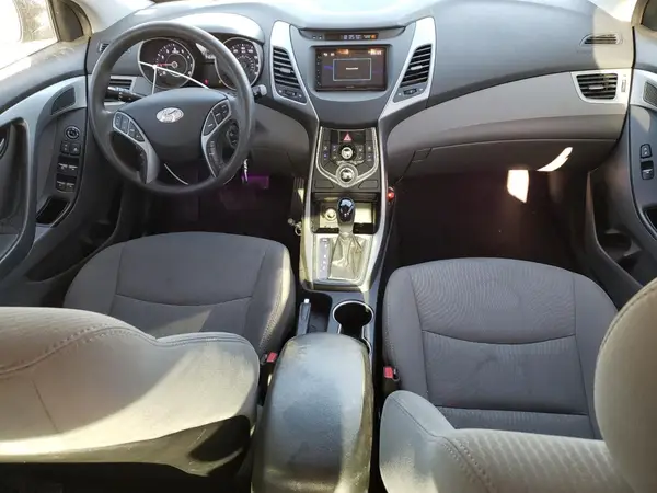 5NPDH4AE4GH738327 2016 HYUNDAI ELANTRA - Image 8