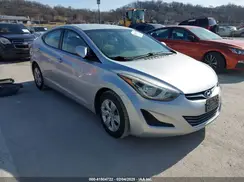 5NPDH4AE4GH739154 2016 HYUNDAI ELANTRA