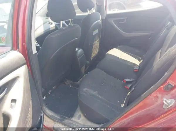 5NPDH4AE4GH739221 2016 HYUNDAI ELANTRA - Image 8
