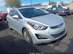 5NPDH4AE4GH739638 2016 HYUNDAI ELANTRA