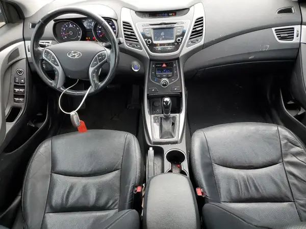 5NPDH4AE4GH739736 2016 HYUNDAI ELANTRA - Image 8