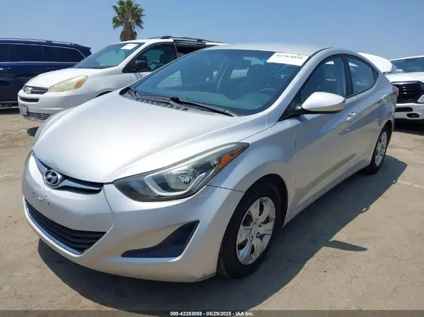 5NPDH4AE4GH741230 2016 HYUNDAI ELANTRA - Image 2