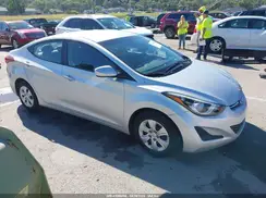 5NPDH4AE4GH742524 2016 HYUNDAI ELANTRA