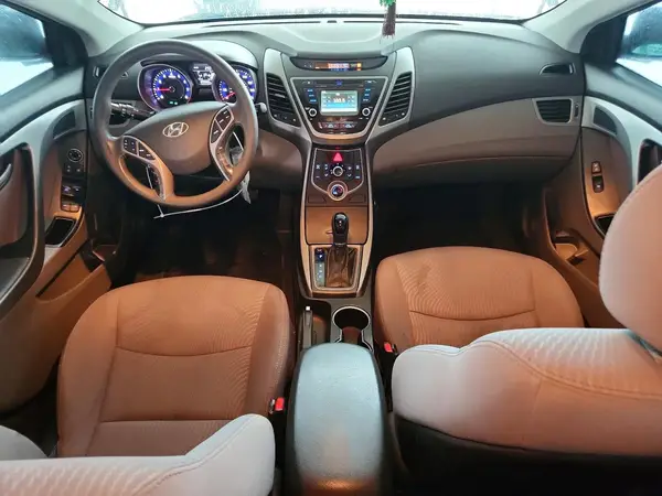 5NPDH4AE4GH743771 2016 HYUNDAI ELANTRA - Image 8