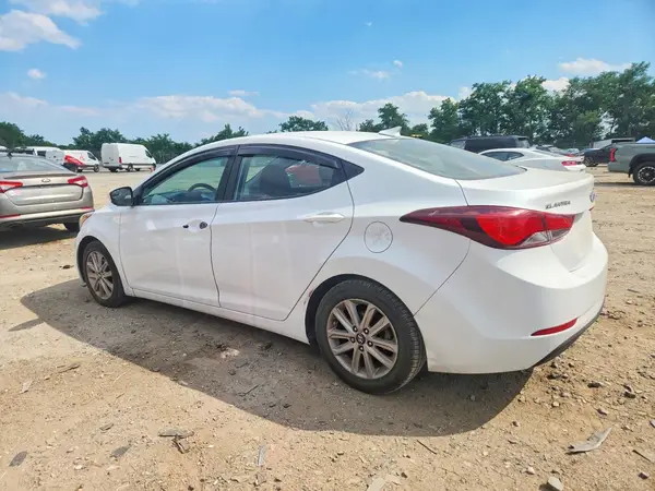 5NPDH4AE4GH744757 2016 HYUNDAI ELANTRA - Image 2