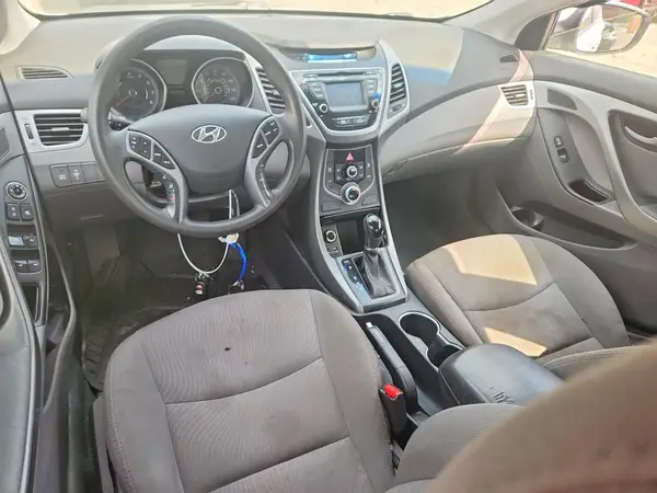5NPDH4AE4GH744757 2016 HYUNDAI ELANTRA - Image 8