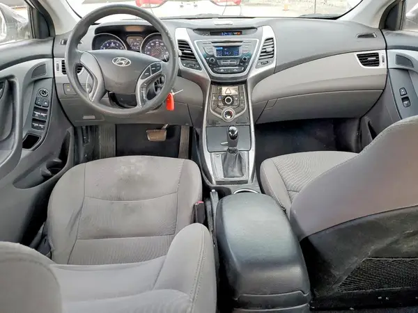 5NPDH4AE4GH747299 2016 HYUNDAI ELANTRA - Image 8