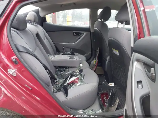 5NPDH4AE4GH747853 2016 HYUNDAI ELANTRA - Image 8