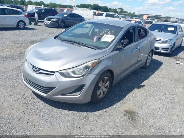 5NPDH4AE4GH748193 2016 HYUNDAI ELANTRA - Image 2