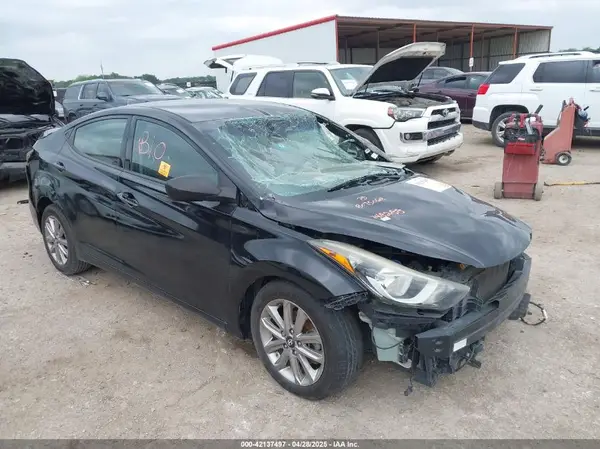 5NPDH4AE4GH748288 2016 HYUNDAI ELANTRA - Image 1