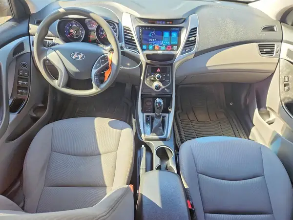5NPDH4AE4GH750042 2016 HYUNDAI ELANTRA - Image 8
