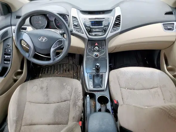 5NPDH4AE4GH750560 2016 HYUNDAI ELANTRA - Image 8