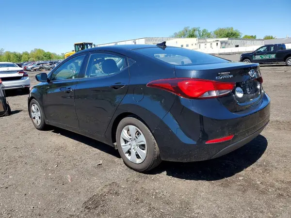 5NPDH4AE4GH754091 2016 HYUNDAI ELANTRA - Image 2