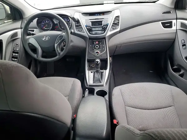 5NPDH4AE4GH754821 2016 HYUNDAI ELANTRA - Image 8
