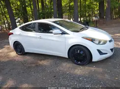 5NPDH4AE4GH755774 2016 HYUNDAI ELANTRA