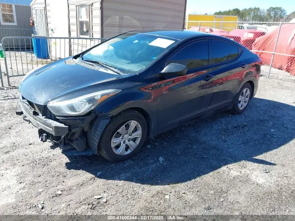 5NPDH4AE4GH756150 2016 HYUNDAI ELANTRA - Image 2