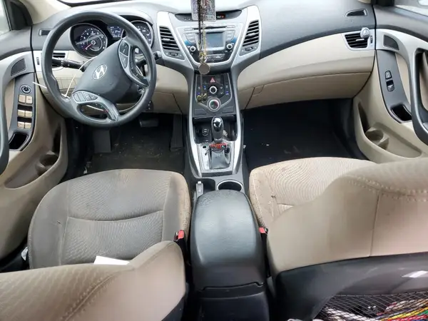 5NPDH4AE4GH756231 2016 HYUNDAI ELANTRA - Image 8