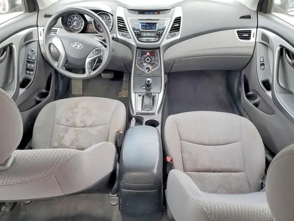 5NPDH4AE4GH756374 2016 HYUNDAI ELANTRA - Image 8