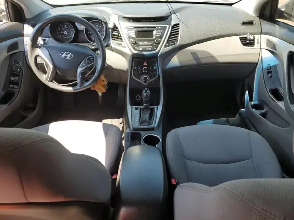 5NPDH4AE4GH756522 2016 HYUNDAI ELANTRA - Image 8