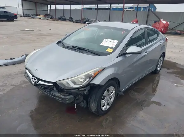 5NPDH4AE4GH758030 2016 HYUNDAI ELANTRA - Image 2