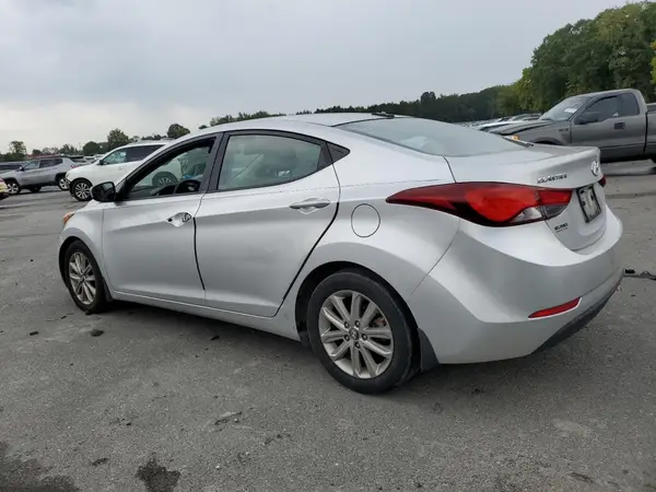 5NPDH4AE4GH758450 2016 HYUNDAI ELANTRA - Image 2