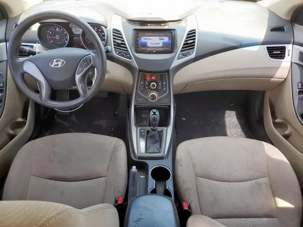 5NPDH4AE4GH759940 2016 HYUNDAI ELANTRA - Image 8