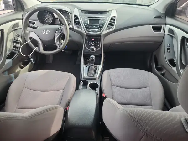 5NPDH4AE4GH759954 2016 HYUNDAI ELANTRA - Image 8