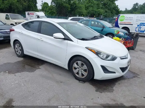 5NPDH4AE4GH762014 2016 HYUNDAI ELANTRA - Image 1