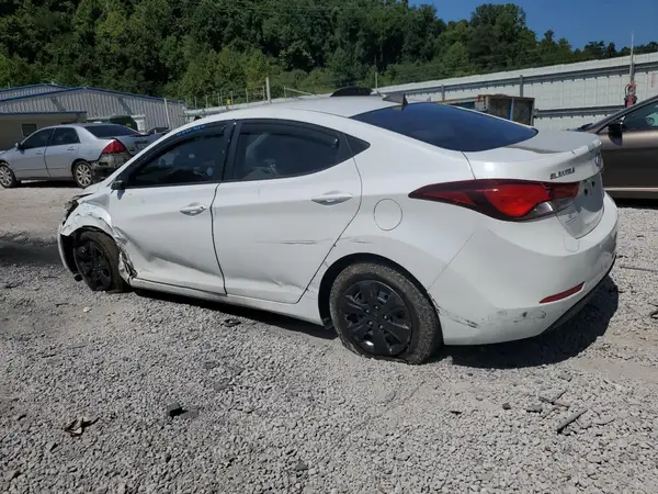 5NPDH4AE4GH762045 2016 HYUNDAI ELANTRA - Image 2