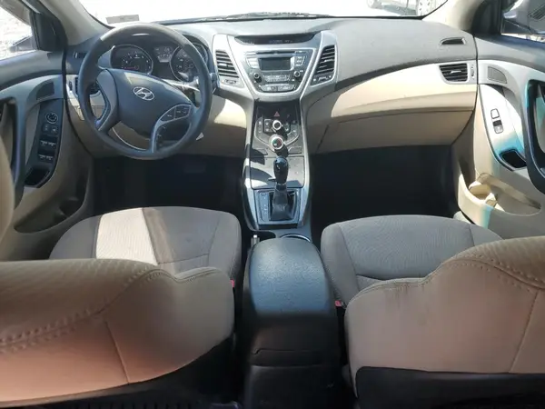 5NPDH4AE4GH762045 2016 HYUNDAI ELANTRA - Image 8