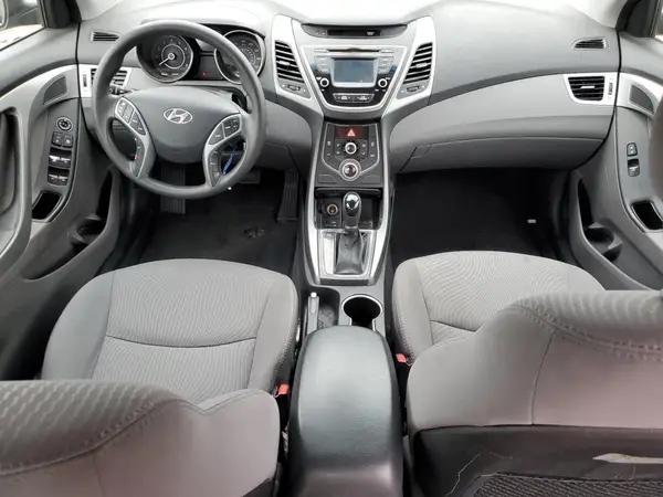5NPDH4AE4GH762319 2016 HYUNDAI ELANTRA - Image 8