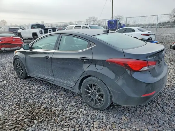 5NPDH4AE4GH762997 2016 HYUNDAI ELANTRA - Image 2