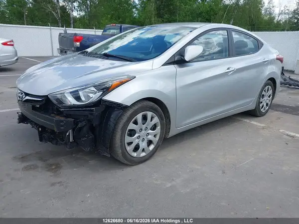 5NPDH4AE4GH763972 2016 HYUNDAI ELANTRA - Image 2